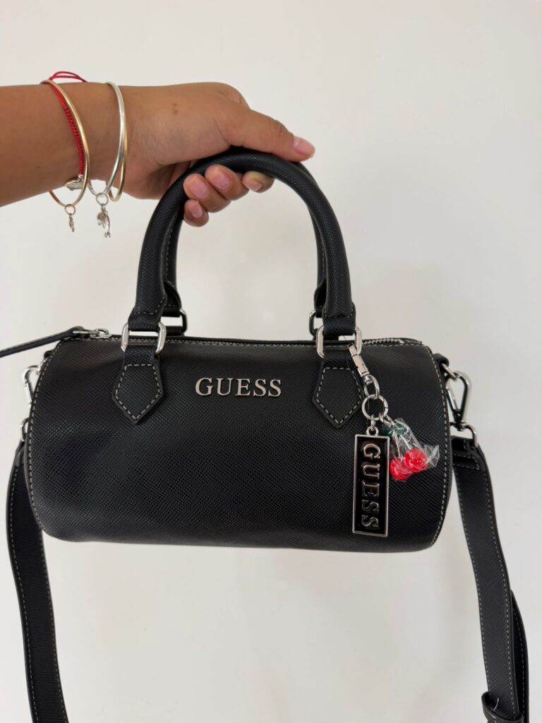 Cartera Guess Barril - G002