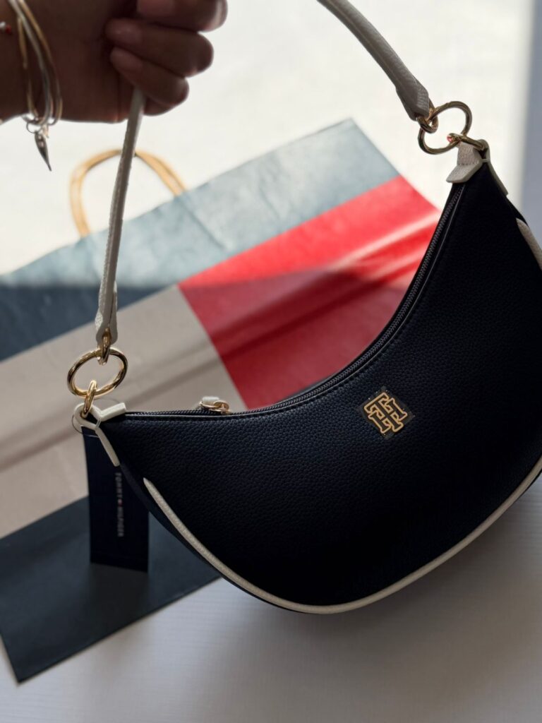 Cartera Tommy Baguette - TH002