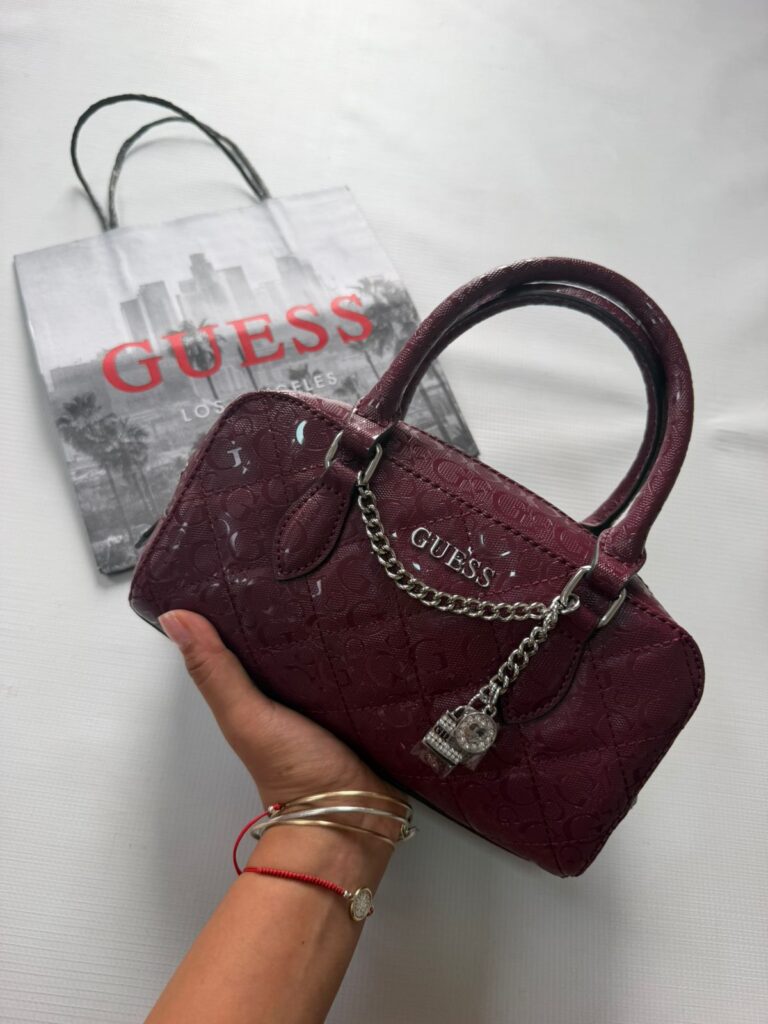 Cartera Guess Guinda Barril - G003