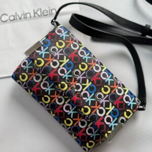 Morral negro Calvin Klein- CK2345